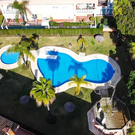 Апартаменти Siroko Penthouse At The